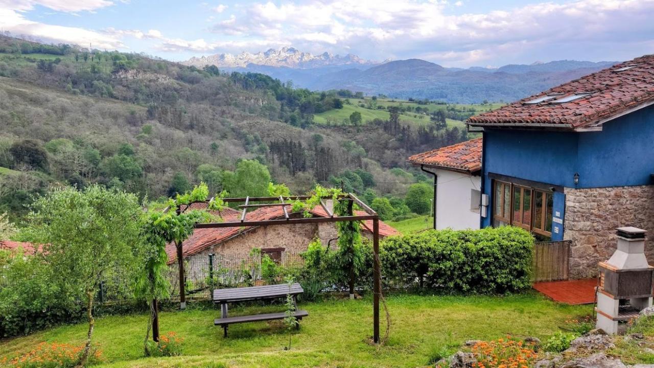 فيلا La Casina De Labra Onís المظهر الخارجي الصورة