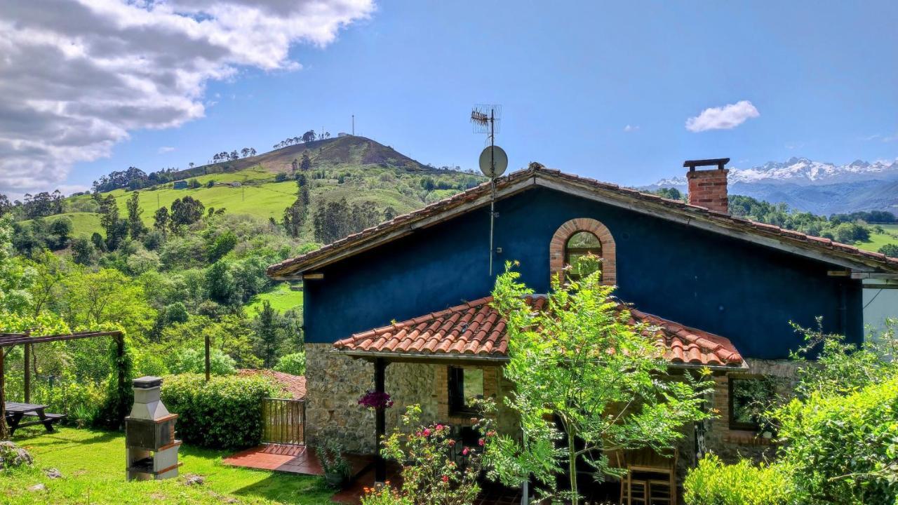 فيلا La Casina De Labra Onís المظهر الخارجي الصورة