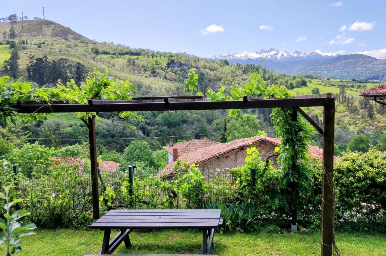 فيلا La Casina De Labra Onís المظهر الخارجي الصورة
