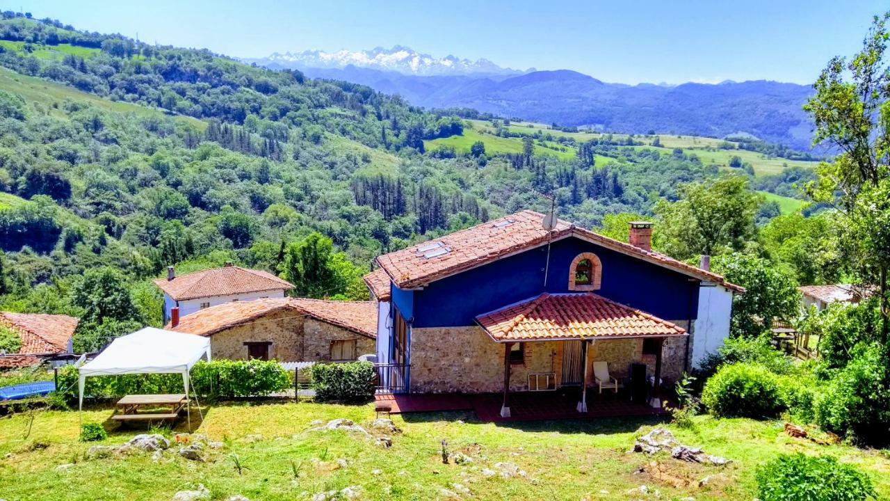 فيلا La Casina De Labra Onís المظهر الخارجي الصورة